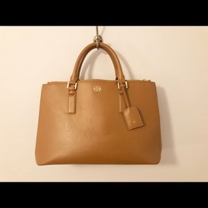 Large Tory Burch Robinson Double ZIP bag